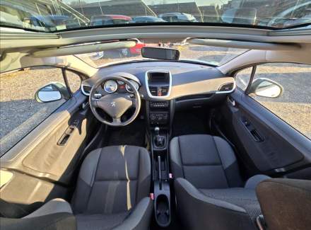 Peugeot - 207