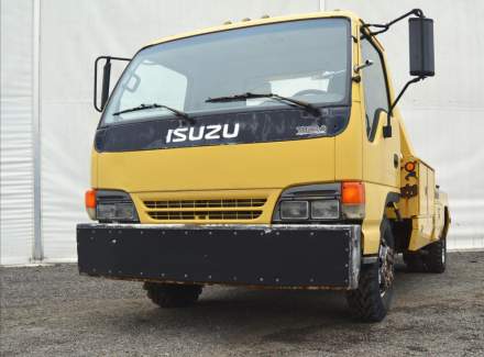 Isuzu