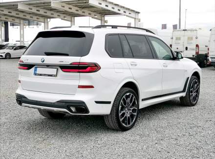 BMW - X7