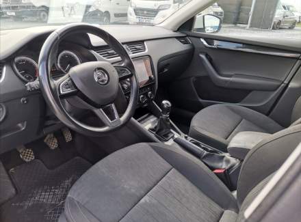 Škoda - Octavia