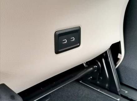 Mercedes-Benz - V-class