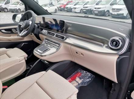 Mercedes-Benz - V-class