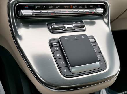 Mercedes-Benz - V-class