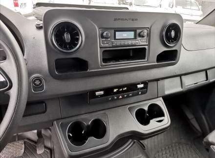 Mercedes-Benz - Sprinter