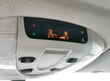 Mercedes-Benz - Vito