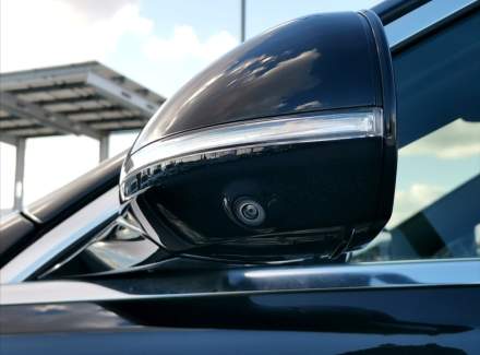 Mercedes-Benz - S-class