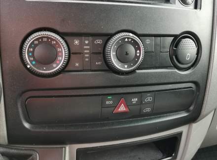 Mercedes-Benz - Sprinter