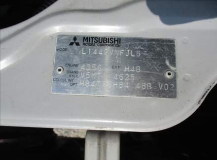 Mitsubishi - Pajero