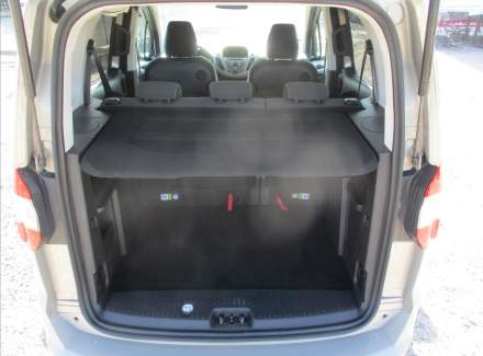 Ford - Tourneo Courier
