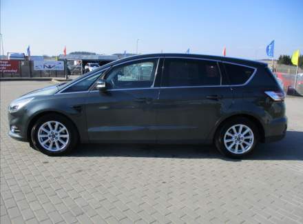 Ford - S-MAX