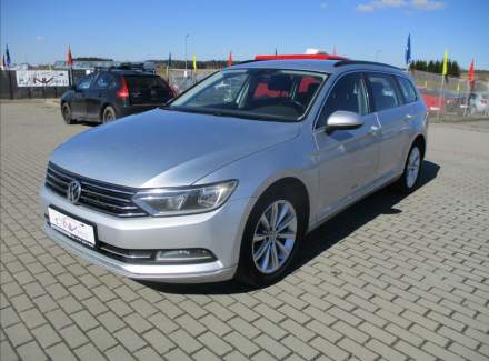 Volkswagen - Passat