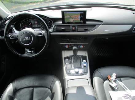 Audi - A6