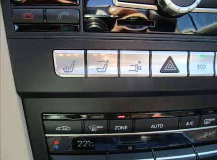 Mercedes-Benz - E-class