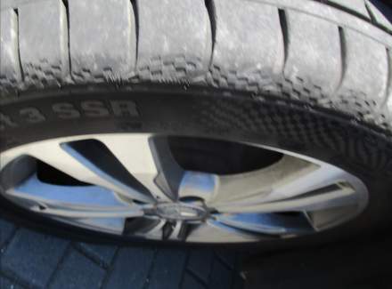 Mercedes-Benz - E-class