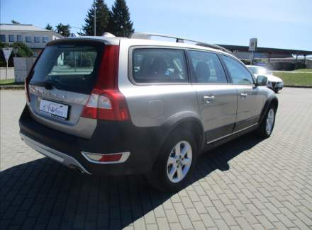 Volvo - XC70