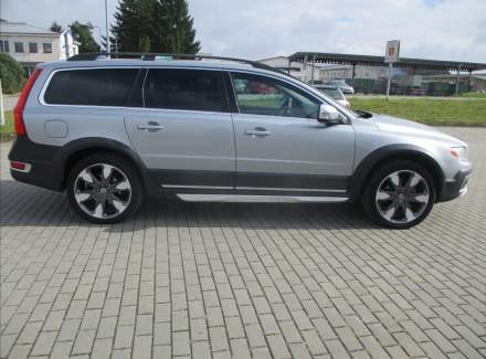 Volvo - XC70