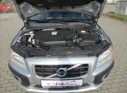 Volvo - XC70