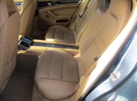 Porsche - Panamera