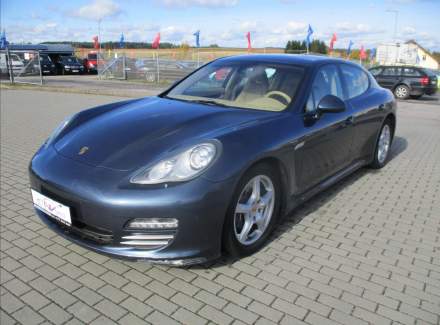 Porsche - Panamera