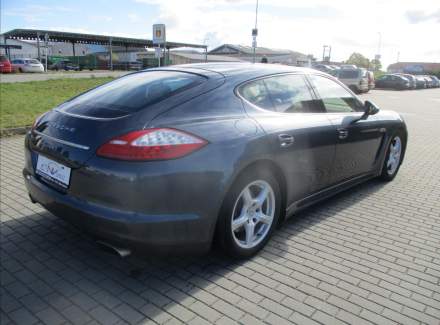 Porsche - Panamera