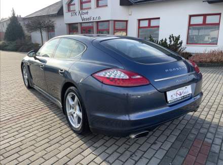 Porsche - Panamera
