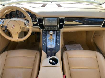 Porsche - Panamera