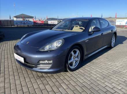 Porsche - Panamera
