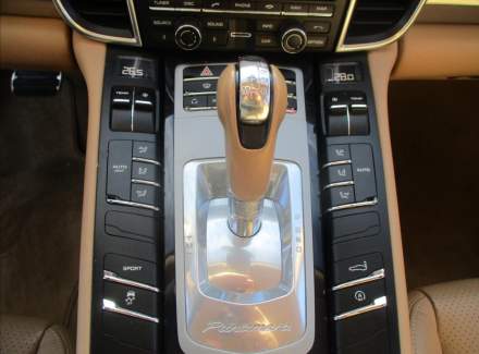 Porsche - Panamera