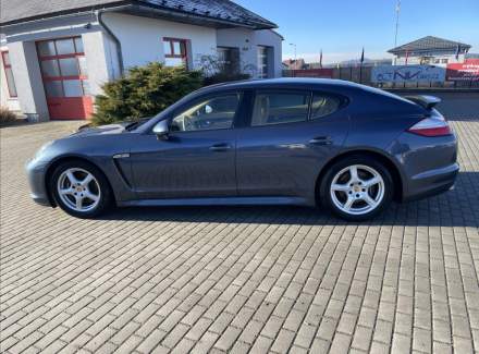 Porsche - Panamera