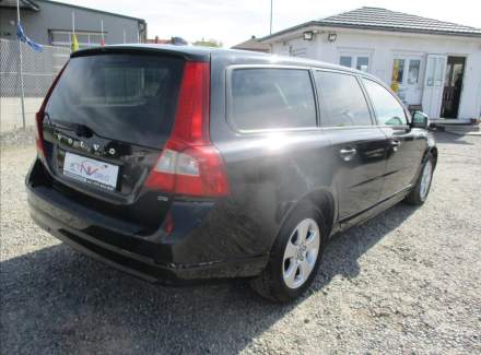 Volvo - V70