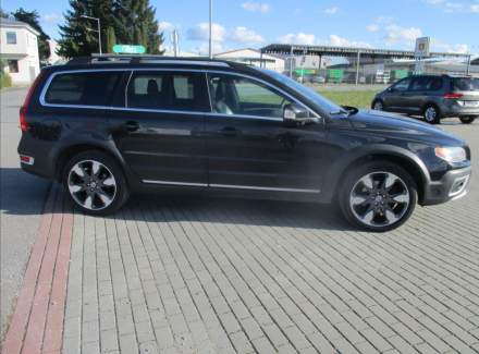 Volvo - XC70