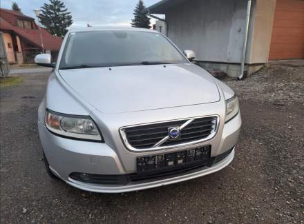 Volvo - S40