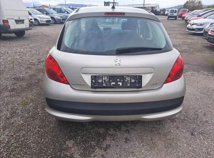 Peugeot - 207