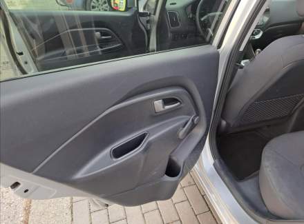 Kia - Rio