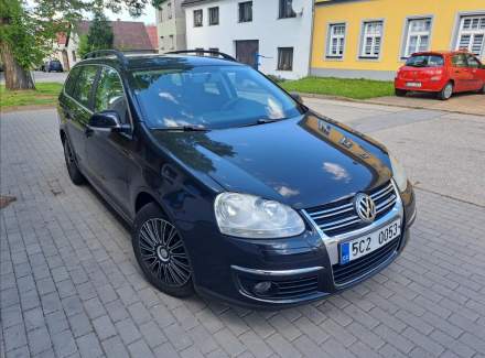 Volkswagen - Golf