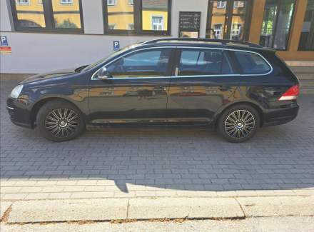 Volkswagen - Golf