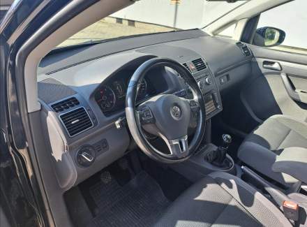 Volkswagen - Touran