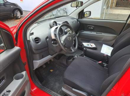 Daihatsu - Sirion
