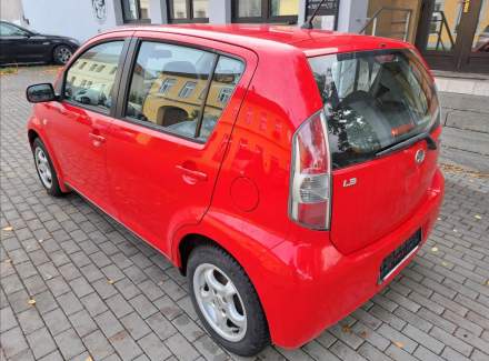 Daihatsu - Sirion