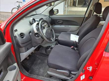 Daihatsu - Sirion
