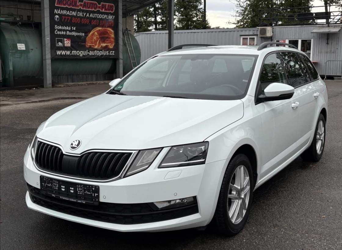 Škoda - Octavia