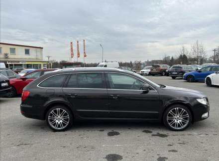 Škoda - Superb