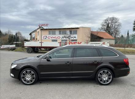 Škoda - Superb