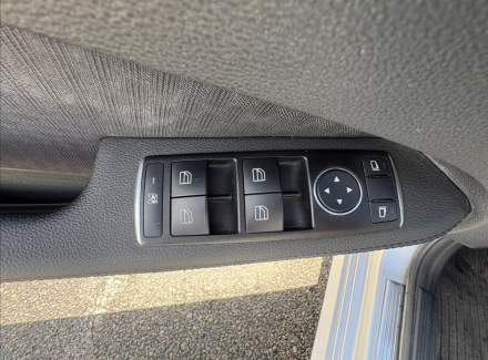 Mercedes-Benz - E-class