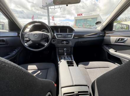 Mercedes-Benz - E-class