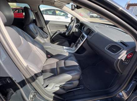 Volvo - V60