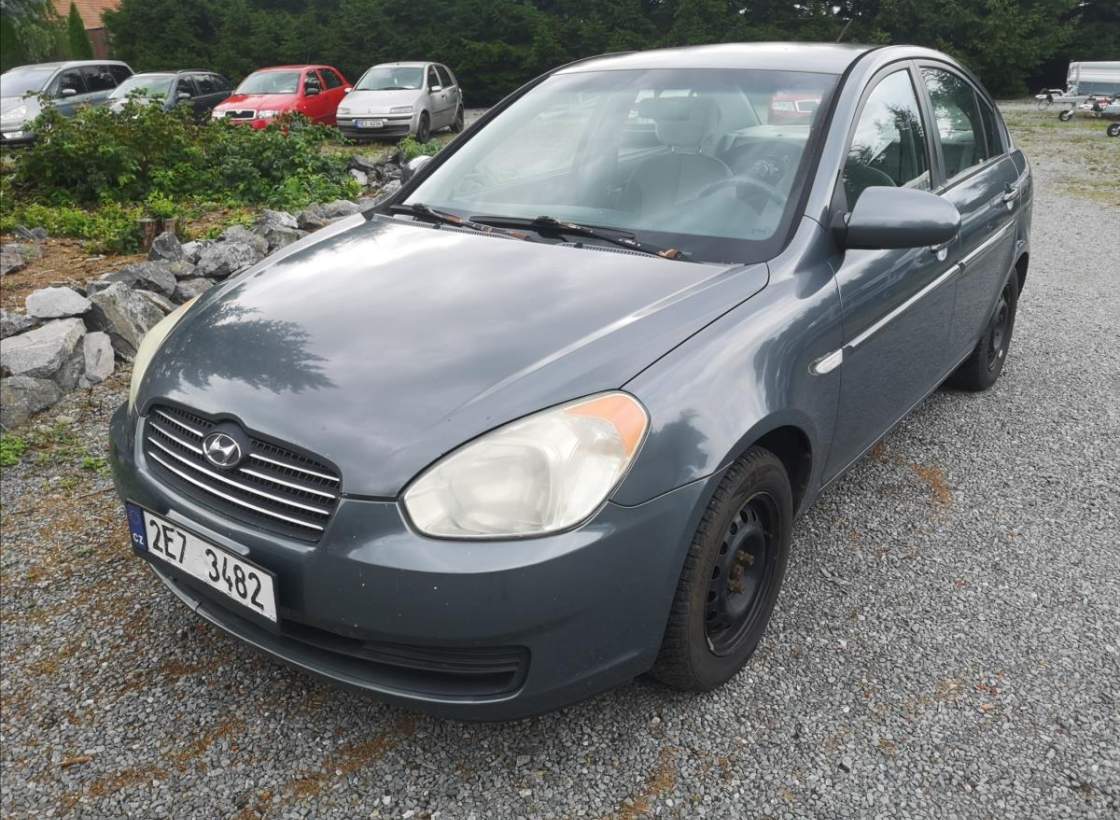 Hyundai - Accent
