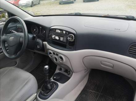 Hyundai - Accent