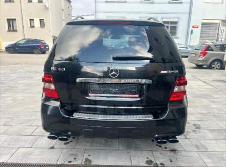 Mercedes-Benz - M-class