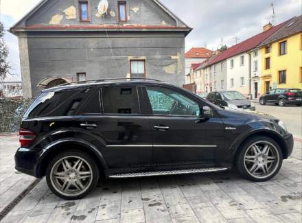 Mercedes-Benz - M-class